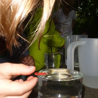 beim Experimentieren